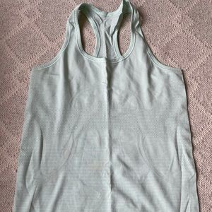 Lululemon Run Swift Tech tank - size 8